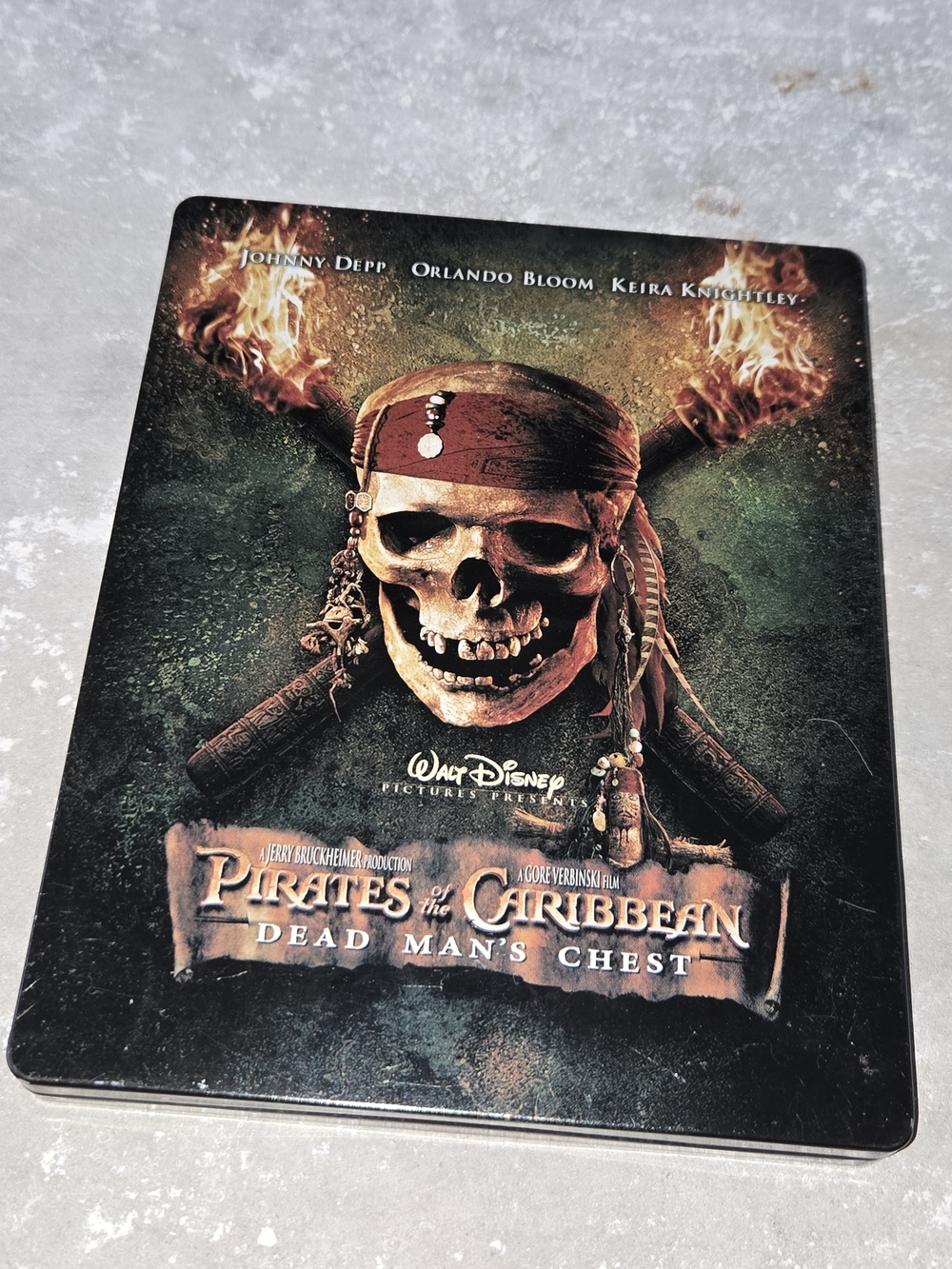 Walt Disney Pirates of the Caribbean Dead Man's Chest Blu-Ray Steelbook Bonus